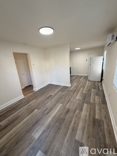 1540 Ella St 2 Beds Apartment for Rent