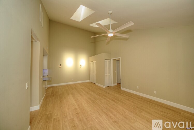8164 Southeast Croft Circle 2 Beds Condo for Rent - Photo gallery 4