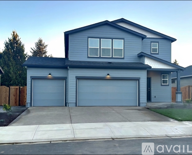 225 Northwest 28th Street 4 Beds Single Family Home for Rent - Photo gallery 1