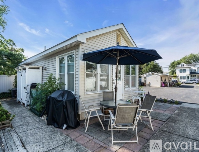 603 Ocean Road 1 Condo for Rent - Photo gallery 1