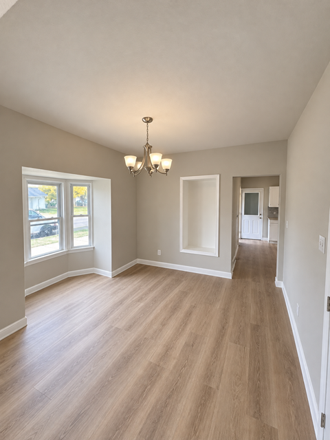 1311 Oak Street 3 Beds Apartment for Rent
