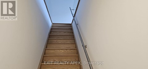 264 ELLIS AVENUE 2 Beds Apartment for Rent