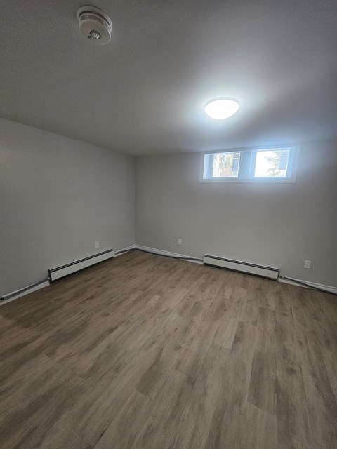 551 Hale St Studio Apartment for Rent