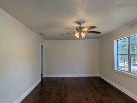2302 Wilson Avenue 3 Beds Apartment for Rent