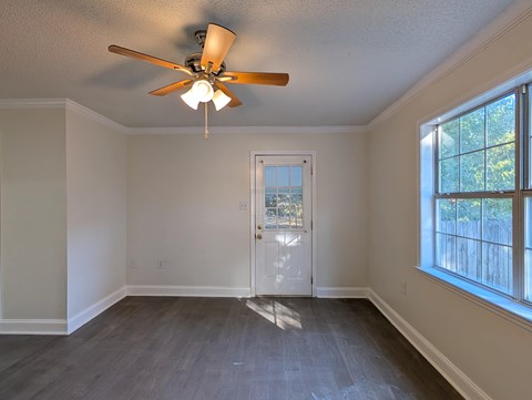 2302 Wilson Avenue 3 Beds Apartment for Rent