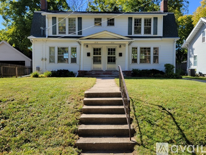 1212 48th St 2 Beds Apartment for Rent - Photo gallery 1