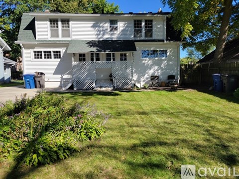 1212 48Th St 2 Beds Apartment for Rent
