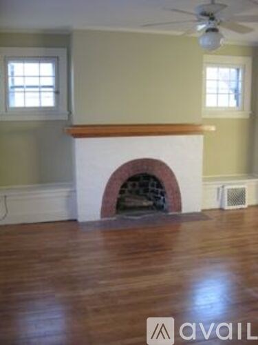 1212 48Th St 2 Beds Apartment for Rent