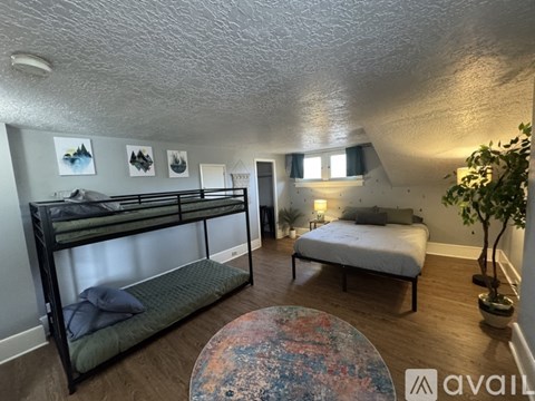 242 E Kelsey Avenue 1 Apartment for Rent