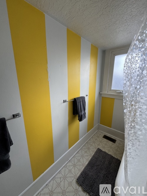 242 E Kelsey Avenue 1 Apartment for Rent - Photo gallery 2