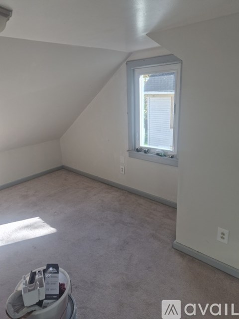 1 Florence Street Place 2 Beds Apartment for Rent