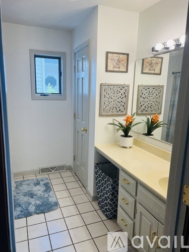 329 Golf Road 5 Beds Single Family Home for Rent - Photo gallery 2