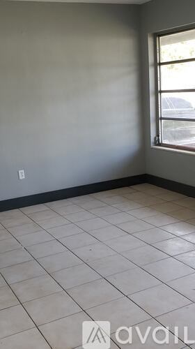 362 NE 171St Terrace 2 Beds Apartment for Rent