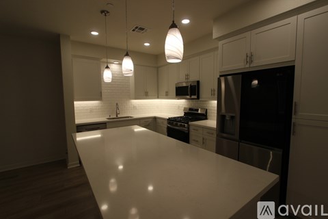 647 Winchester Drive 3 Beds Apartment for Rent
