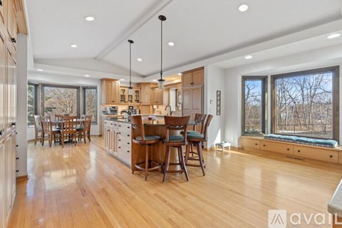 8820 Neal Avenue North 5 Beds Apartment for Rent