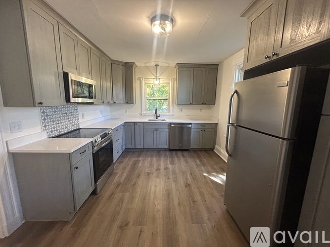 34 Highland St 4 Beds Apartment for Rent - Photo gallery 1