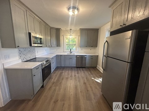 34 Highland St 4 Beds Apartment for Rent