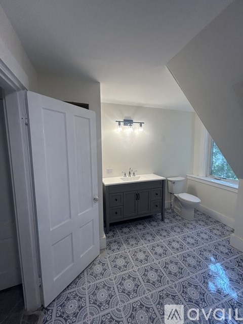 34 Highland St 4 Beds Apartment for Rent