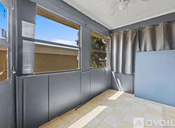 1000 Lake Of The Woods Boulevard 1 Condo for Rent - Photo gallery 5