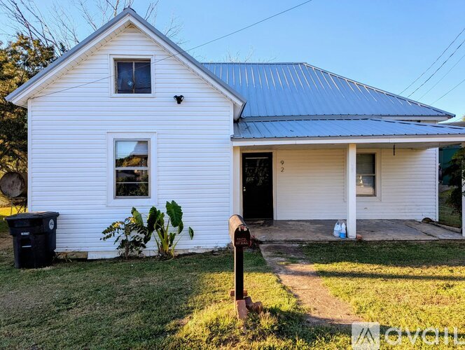 92 Willow St 2 Beds Single Family Home for Rent - Photo gallery 1
