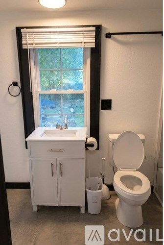 92 Willow St 2 Beds Apartment for Rent