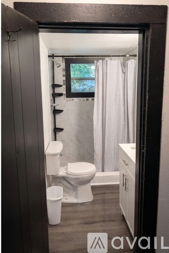92 Willow St 2 Beds Single Family Home for Rent - Photo gallery 5