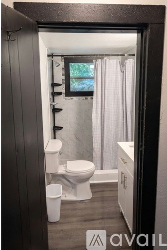 92 Willow St 2 Beds Apartment for Rent