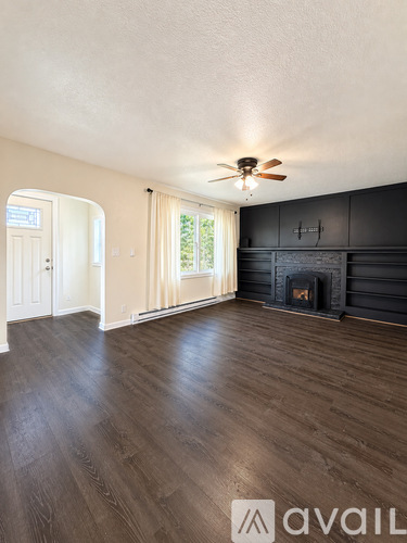 503 Ash Street 3 Beds Single Family Home for Rent - Photo gallery 4