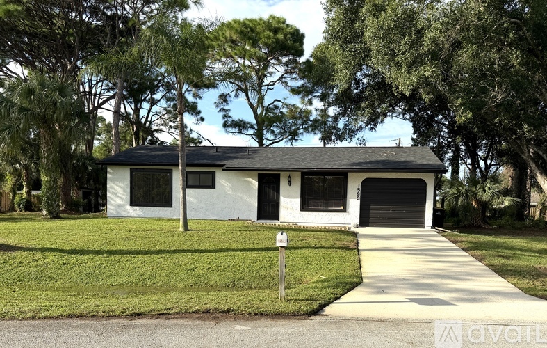 1593 Summit Rd 2 Beds Single Family Home for Rent - Photo gallery 1