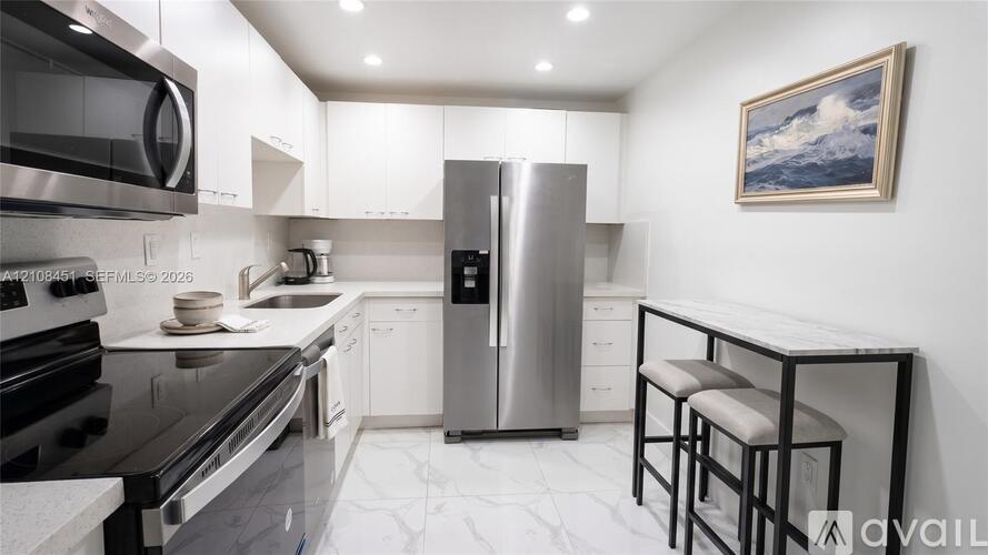 3701 N Country Club Dr 2 Beds Condo for Rent - Photo gallery 5