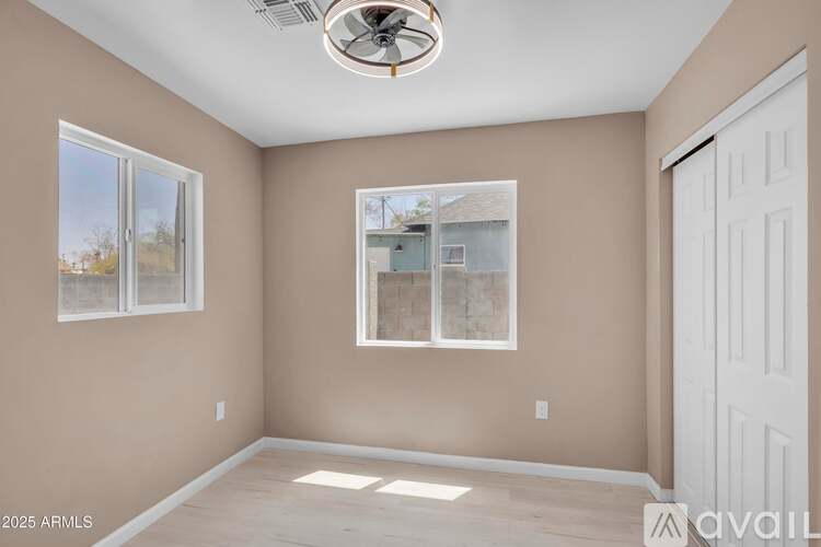 510 North 10th Street 3 Beds Single Family Home for Rent - Photo gallery 5