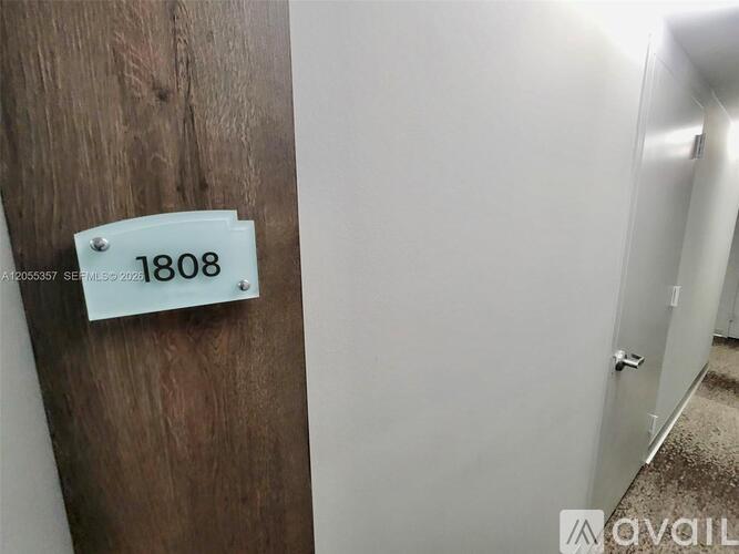 92 SW 3rd St 1 Condo for Rent - Photo gallery 3