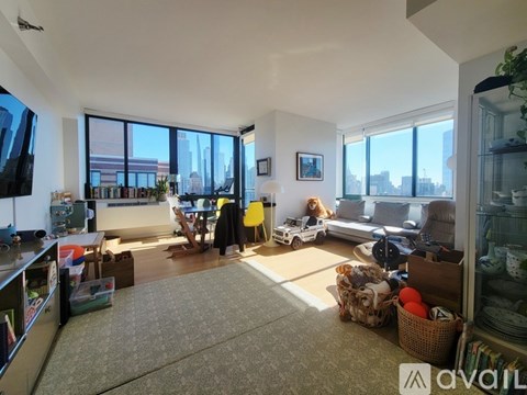 75 West End Ave 2 Beds Apartment for Rent