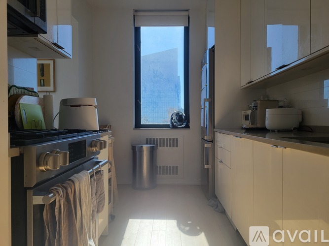 75 West End Ave 2 Beds Apartment for Rent - Photo gallery 4