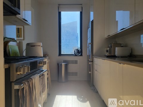 75 West End Ave 2 Beds Apartment for Rent