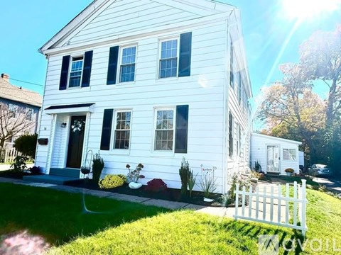 14 Hackmatack Street 2 Beds Apartment for Rent