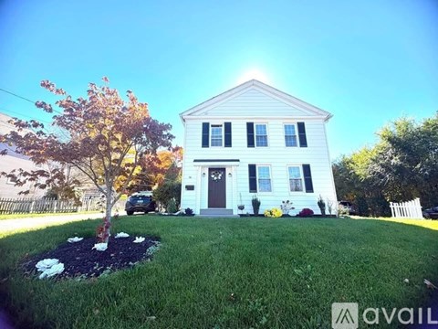 14 Hackmatack Street 2 Beds Apartment for Rent