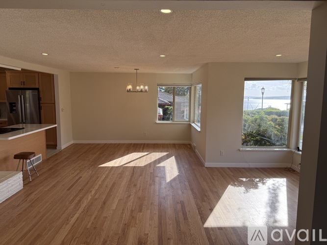10702 39th Avenue Southwest 3 Beds Single Family Home for Rent - Photo gallery 5