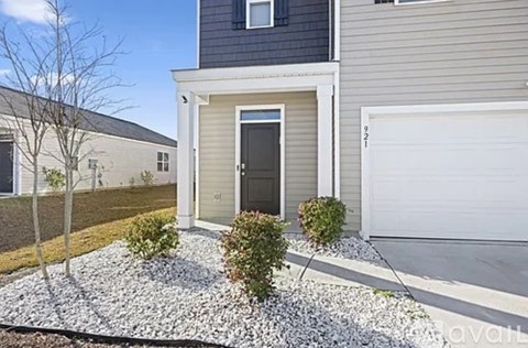 921 Woodside Creek Lane 5 Beds Apartment for Rent