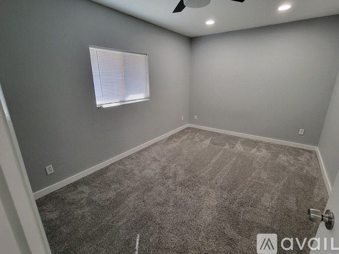 1509 NE 15th Cir 4 Beds Single Family Home for Rent - Photo gallery 5