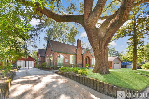 1334 Inwood Terrace 3 Beds Apartment for Rent