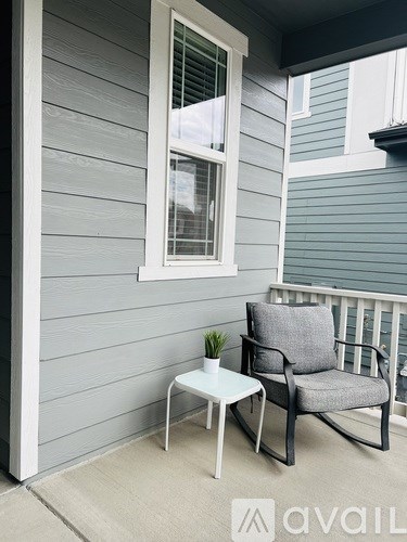 120 Felicity Loop 3 Beds Apartment for Rent