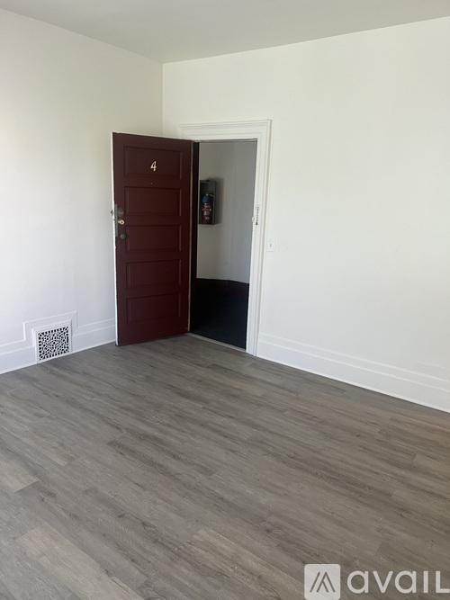 2111 S Union Ave Studio Apartment for Rent - Photo gallery 5