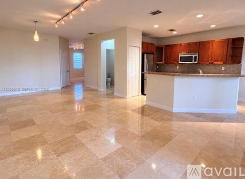10711 NW 75Th Ln 3 Beds Apartment for Rent