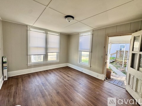 402-404 Olive St 1 Apartment for Rent