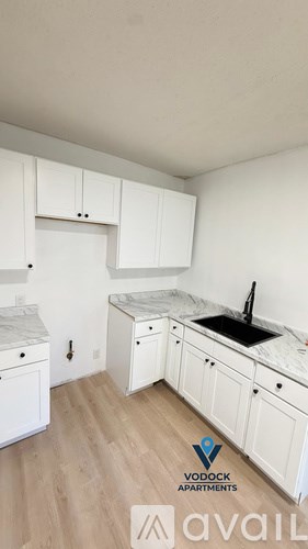 14 Hillside Ave 2 Beds Apartment for Rent