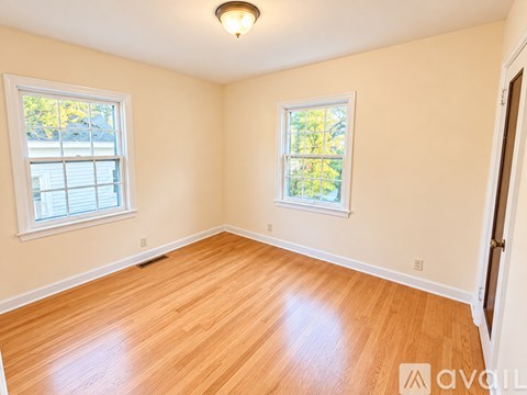 401 Russell St 4 Beds Apartment for Rent