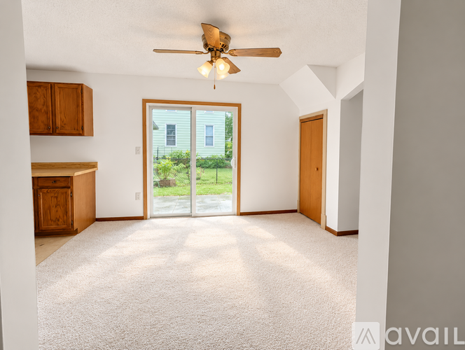 1607 California St NE 1 Apartment for Rent - Photo gallery 5
