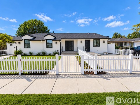7039 1/2 Quartz Avenue 2 Beds Apartment for Rent