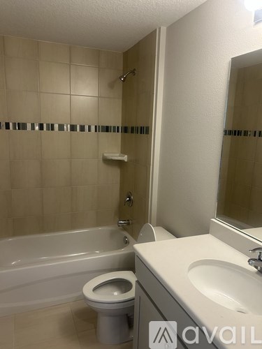 17 Ryall Lane 3 Beds Apartment for Rent